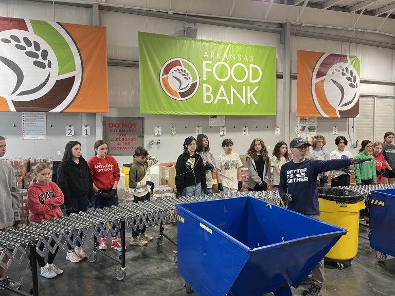 Volunteer at the Arkansas Foodbank